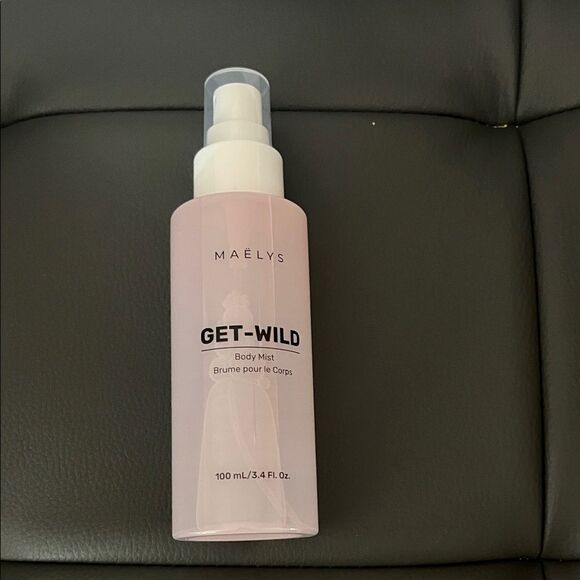 MAËLYS Get-Wild Pink Body Spray - Picture 3 of 5
